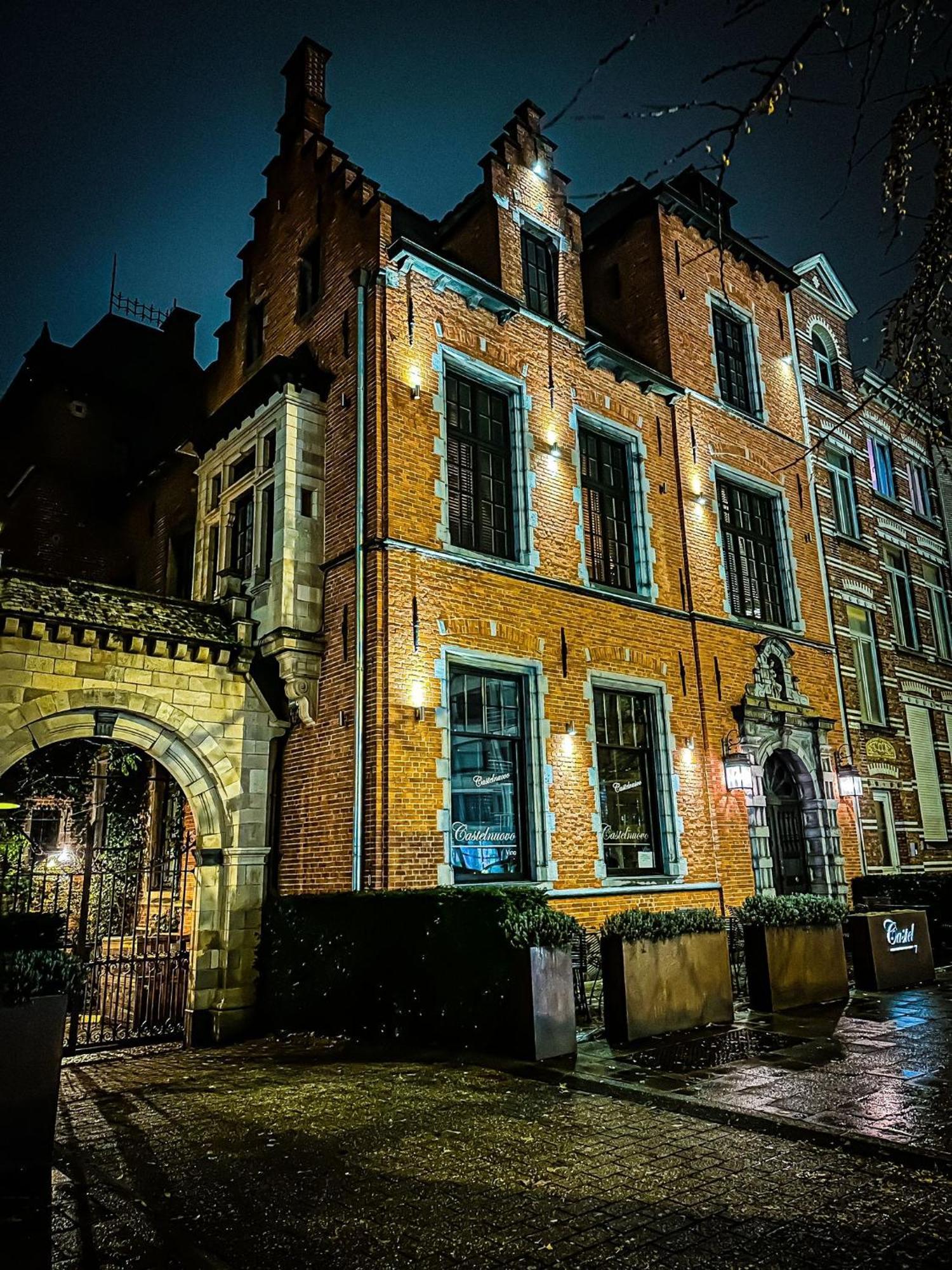Castelsuites Bed & Breakfast