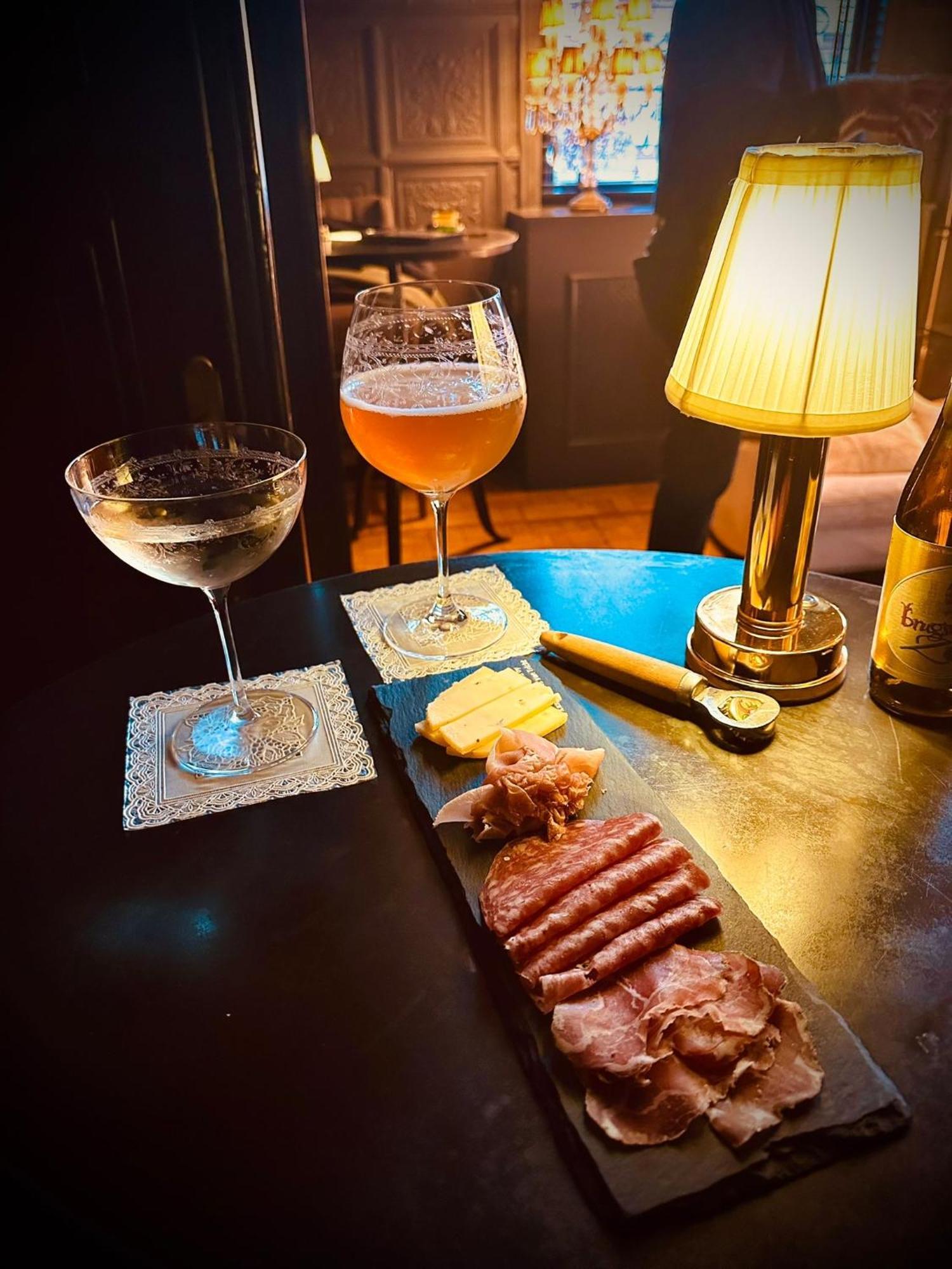Castelsuites Bed & Breakfast