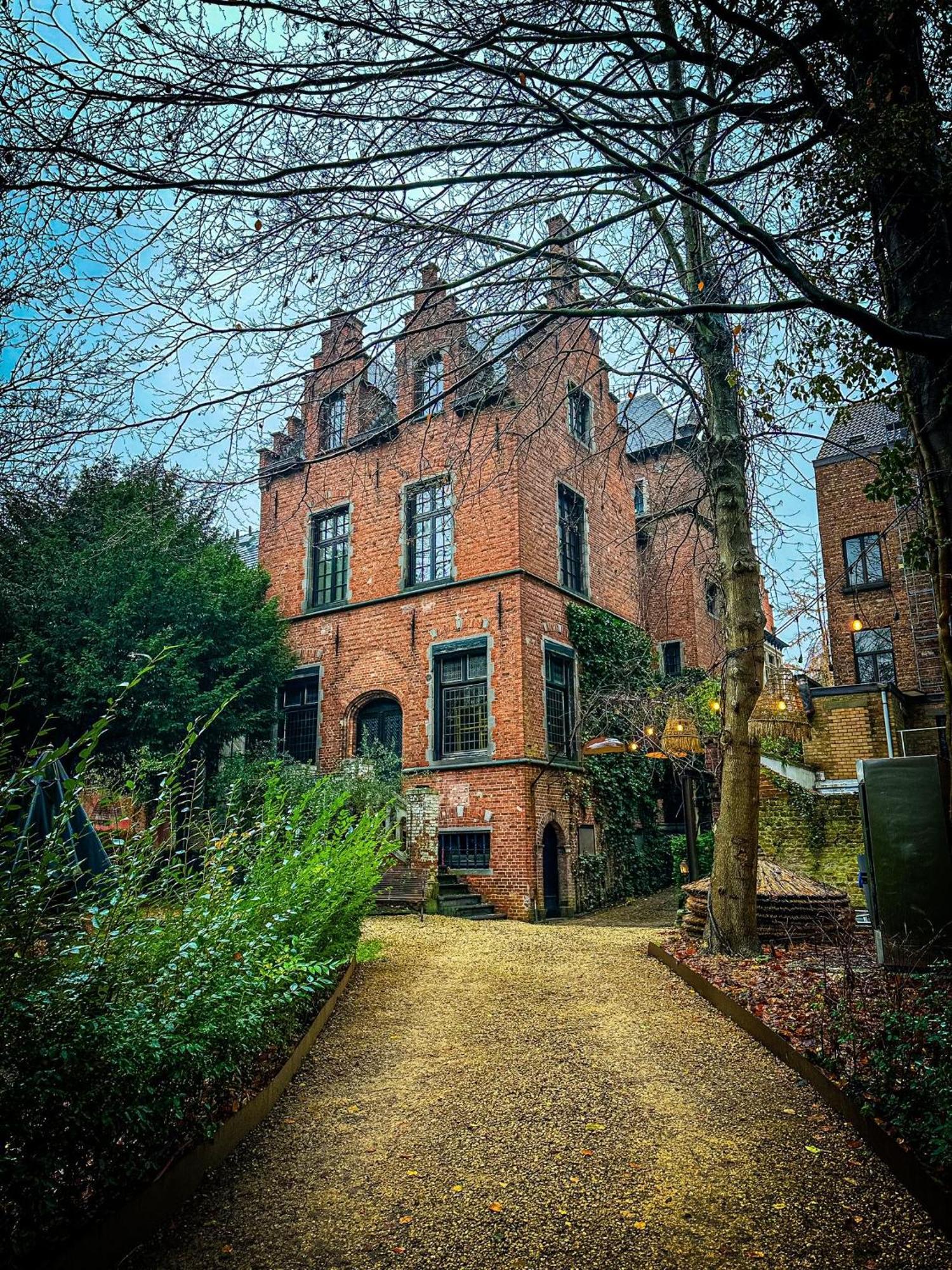 Castelsuites Bed & Breakfast