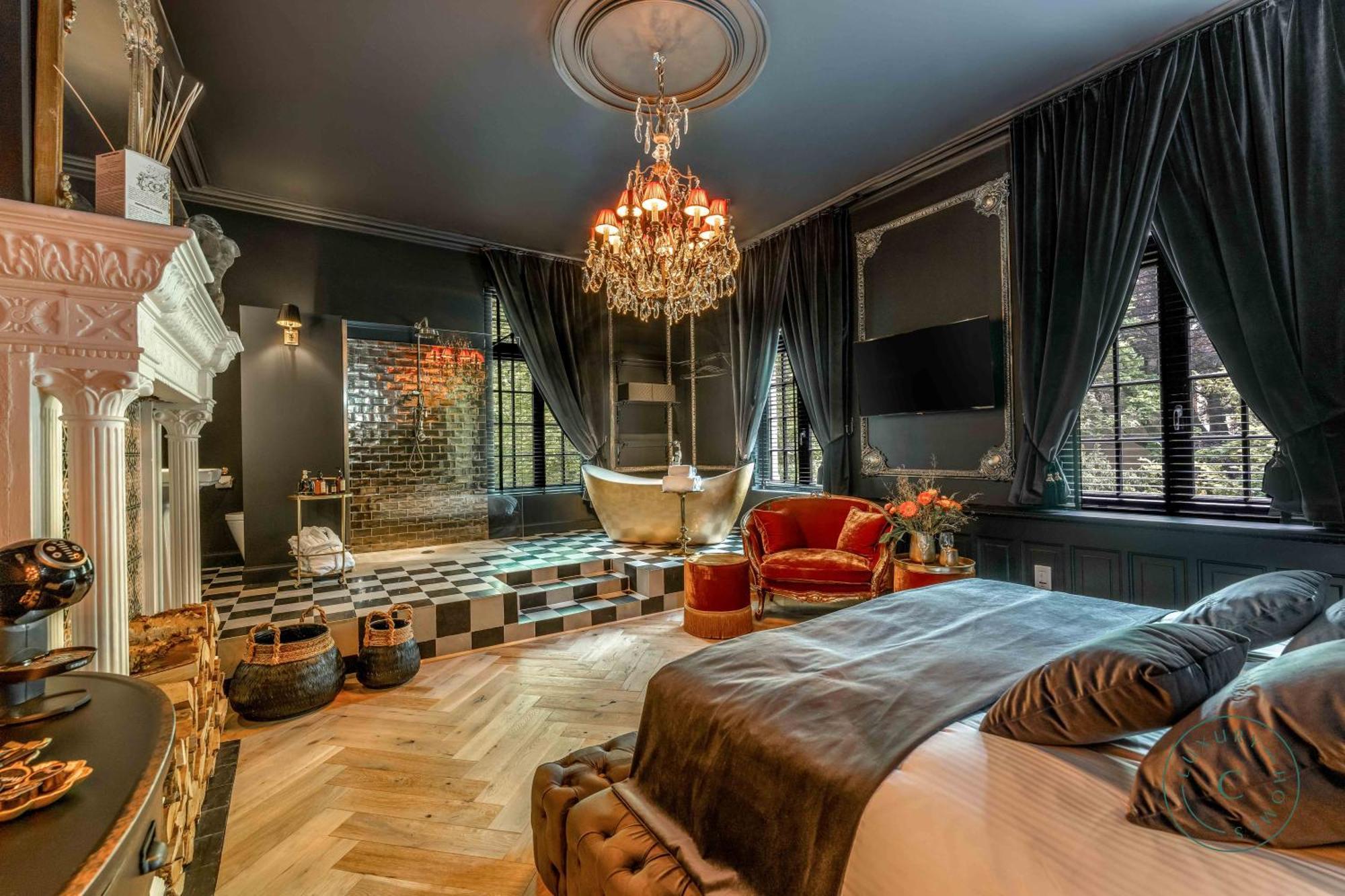 Castelsuites Bed & Breakfast *