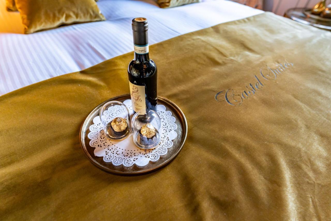 Castelsuites Bed & Breakfast